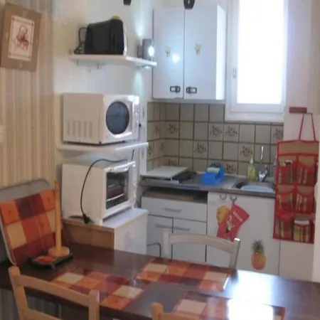 דירה Confortable A Amelie-les-bains - 2 Pers, Balcon, Proche Cures Et Centre-ville. - Fr-1-703-33 אמלי-לה-באינס-פללדה